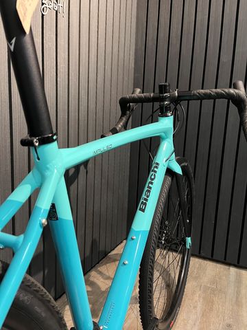 Używany Bianchi Impulso Al Road 2023 Road & Gravel — zdjęcie 5 z 7