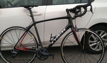 Použité Trek Domane 2019 Talla 58 De Freno A Llanta, Grupo Shimano DI2 11v ( 11- 32 ) Bielas 175 Mm ( 50-34 ) Y Ruedas Mavic Ksyrium UST SL C Ksirium Sl 2019 Road & Gravel