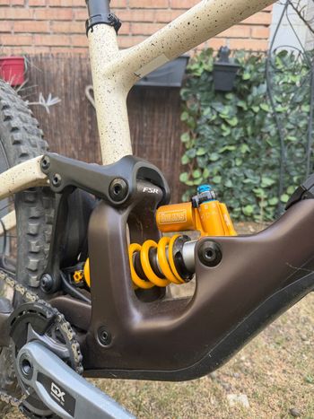Used Specialized Enduro LTD 2023 2023 Mountainbike, Negro — image 6 of 6