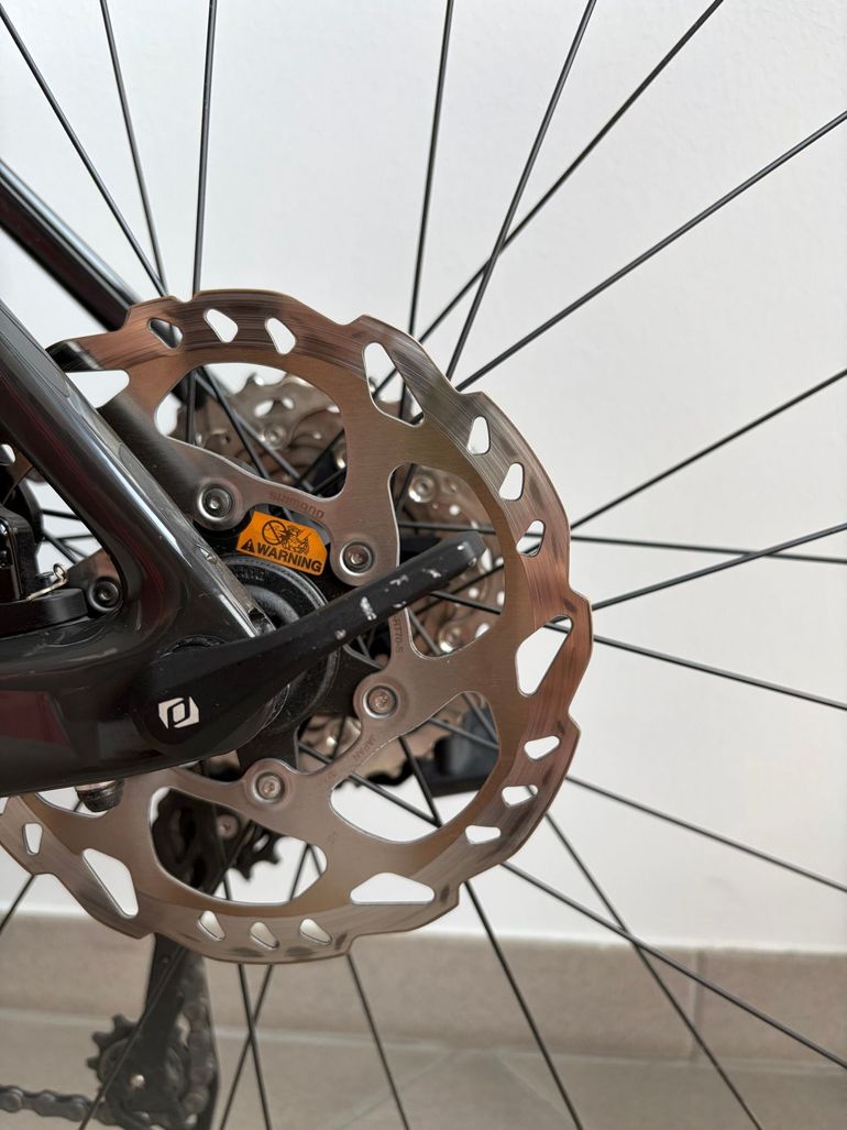 Used Scott Addict RC 40 2024 2024 Road & Gravel, Green — image 4 of 7
