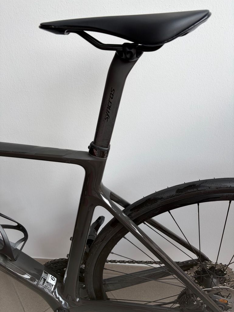 Used Scott Addict RC 40 2024 2024 Road & Gravel, Green — image 3 of 7