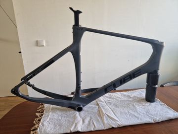 Used CUBE AGREE C:62 2022 Frameset 2022 Road & Gravel, Light Gray — image 10 of 10