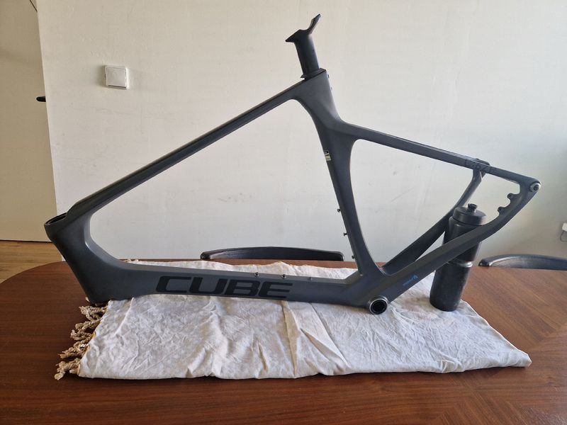 Used CUBE AGREE C:62 2022 Frameset 2022 Road & Gravel, Light Gray — image 6 of 10