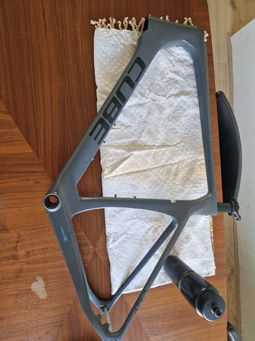 Used CUBE AGREE C:62 2022 Frameset 2022 Road & Gravel, Light Gray — image 2 of 10