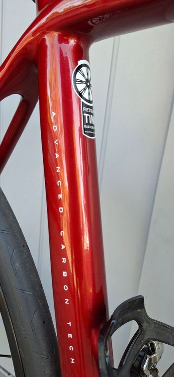 Used Isaac Vitron Shimano 105 2023 Road & Gravel, Red — image 5 of 6