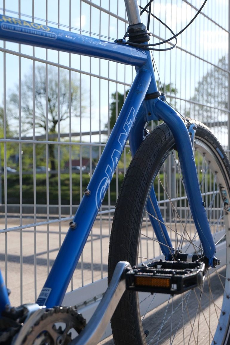 Used Giant Terrago Shimano Deore 1993 Road & Gravel, Blue — image 4 of 5