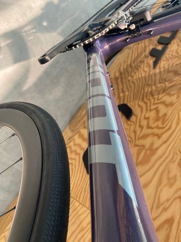 Giant Defy Advanced 0 2026 2026 Road & Gravel d'occasion — image 8 sur 8