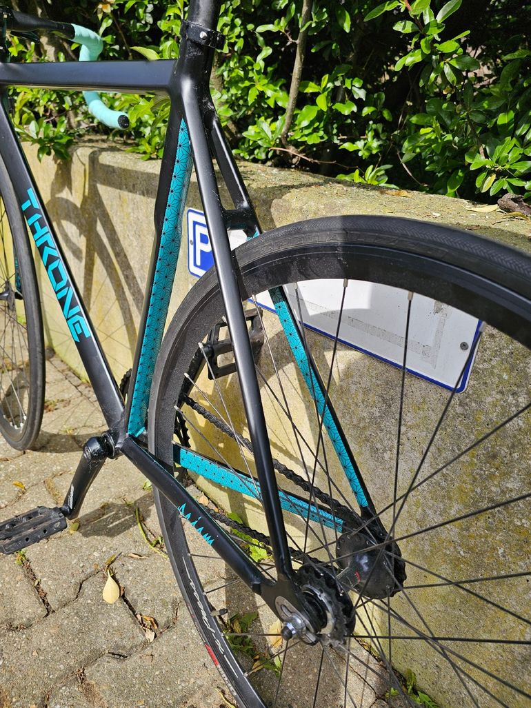 Used Throne Throne Custom Other Shimano 2017 Urban — image 6 of 12