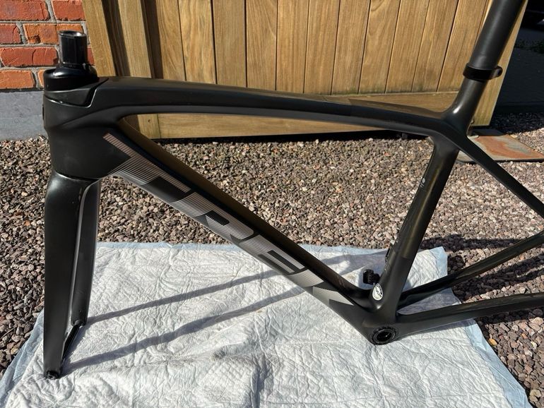Used Trek SLR 800 Frameset 2021 Road & Gravel, Black — image 13 of 14