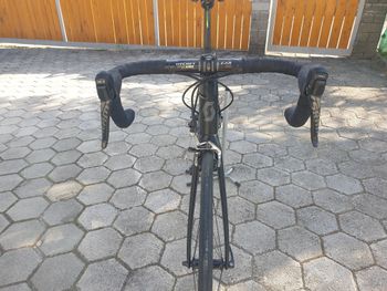 Used Scott Addict SRAM Red 2017 Road & Gravel, Black — image 9 of 12