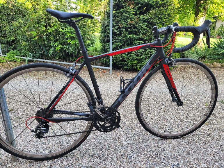 Used Look Look Custom Shimano Ultegra 2016 Road & Gravel, Schwarz — image 1 of 11