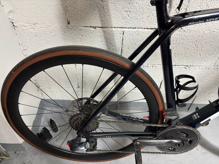 Used Trek Émonda SLR 7 eTap 2021 2021 Road & Gravel — image 8 of 17