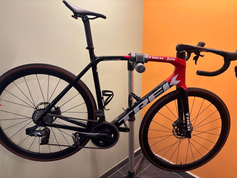 Used Trek Émonda SLR 7 eTap 2021 2021 Road & Gravel — image 17 of 17