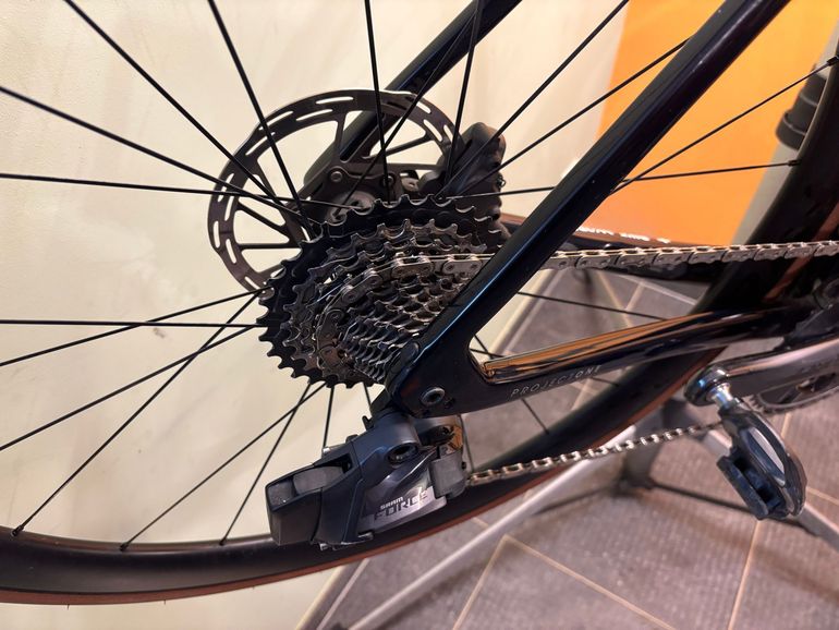 Used Trek Émonda SLR 7 eTap 2021 2021 Road & Gravel — image 14 of 17