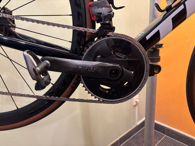 Used Trek Émonda SLR 7 eTap 2021 2021 Road & Gravel — image 15 of 17