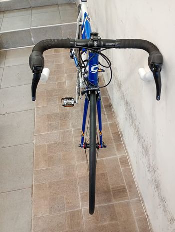 Used Cannondale Corsa 2010 Road & Gravel, Blau — image 4 of 12