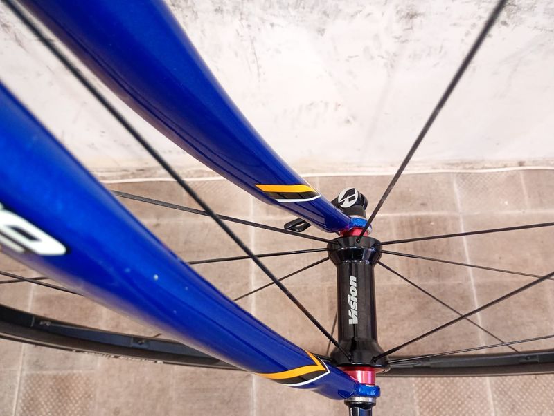 Used Cannondale Corsa 2010 Road & Gravel, Blue — image 11 of 12