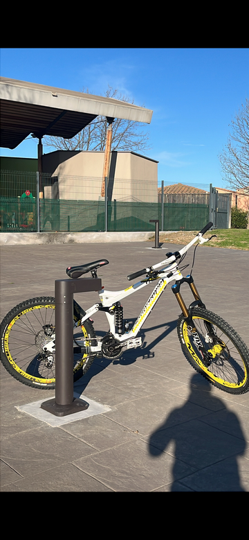 Brugt Mondraker Prayer 2012 Mountainbike — billede 1 af 7
