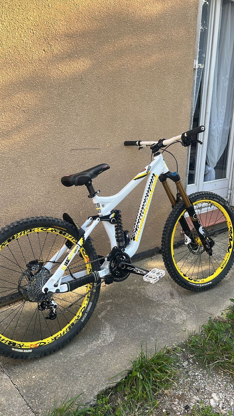 Brugt Mondraker Prayer 2012 Mountainbike — billede 5 af 7