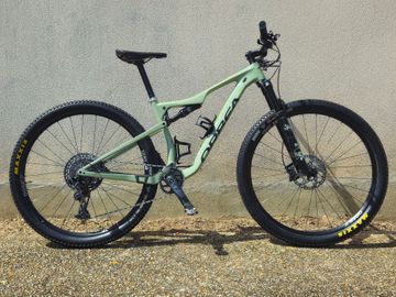 Gebrauchtes Orbea OIZ M20 TR 2022 2022 Mountainbike, Grün, 29 — Bild 1 von 8