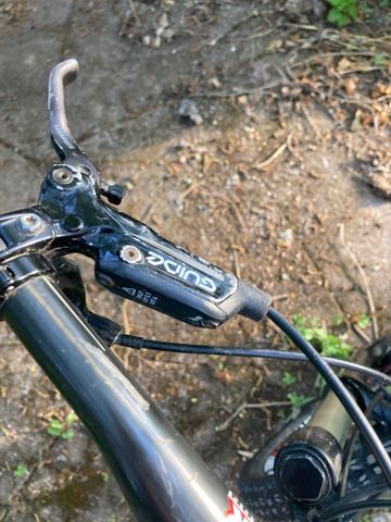 Używany YT Industries Capra Cf Pro 2015 2015 Mountainbike — zdjęcie 4 z 8