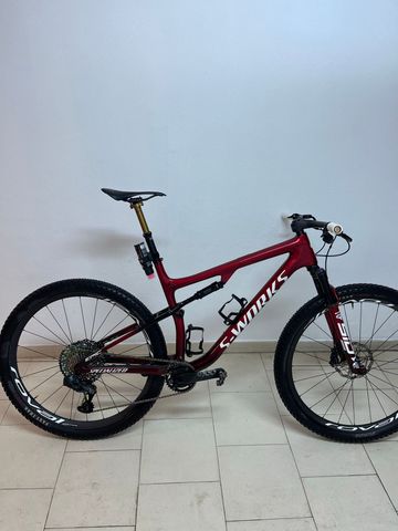 Gebrauchtes Specialized S-Works Epic 2021 2021 Mountainbike, Rot, 29 — Bild 1 von 7