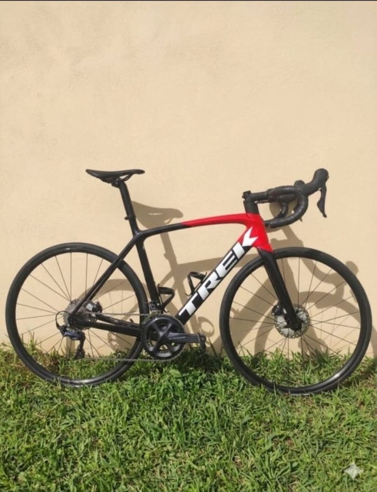 Used Trek Emonda Shimano Ultegra 2023 Road & Gravel, Red — image 1 of 8