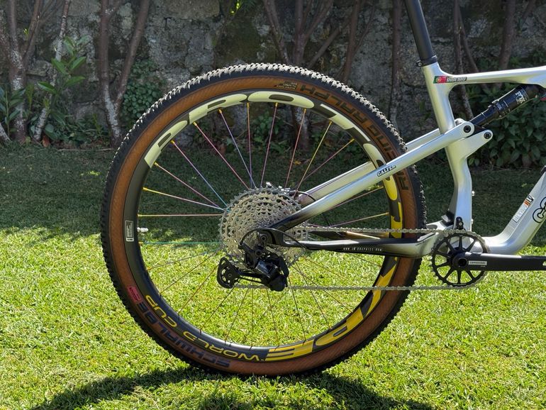 Used Cannondale Scalpel Shimano Deore XT 2026 Mountainbike, Gris claro — image 3 of 22