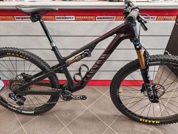Używany Canyon Neuron CF SLX LTD 2022 2022 MTB