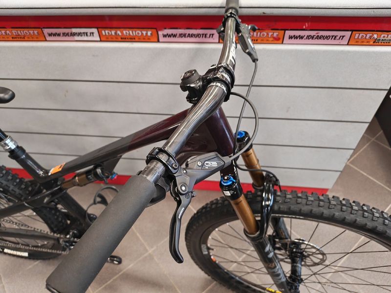 Tweedehands Canyon Neuron CF SLX LTD 2022 2022 Mountainbike — afbeelding 4 van 9