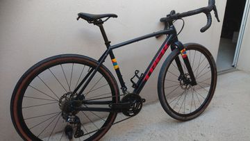 Trek Checkpoint ALR 5 2023 2023 Road & Gravel usato