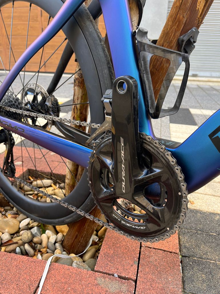 Used Pinarello DOGMA F DURA ACE Di2 2025 2025 Road & Gravel, Violett — image 6 of 8