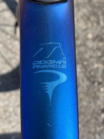 Used Pinarello DOGMA F DURA ACE Di2 2025 2025 Road & Gravel, Violett — image 3 of 8