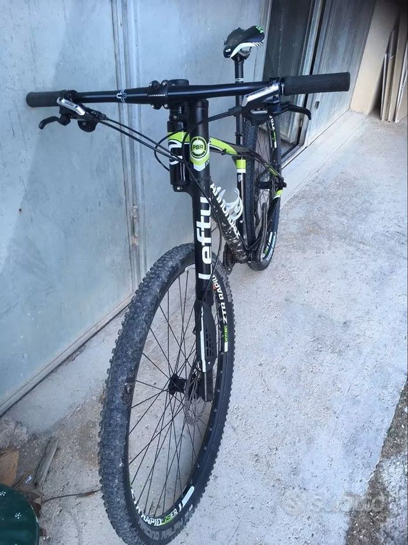Used Cannondale F29 CARBON 4 2015 2015 MTB