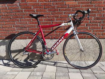 Used Giant Giant OCR Alu Rennrad 2015 Road & Gravel, Red — image 11 of 15