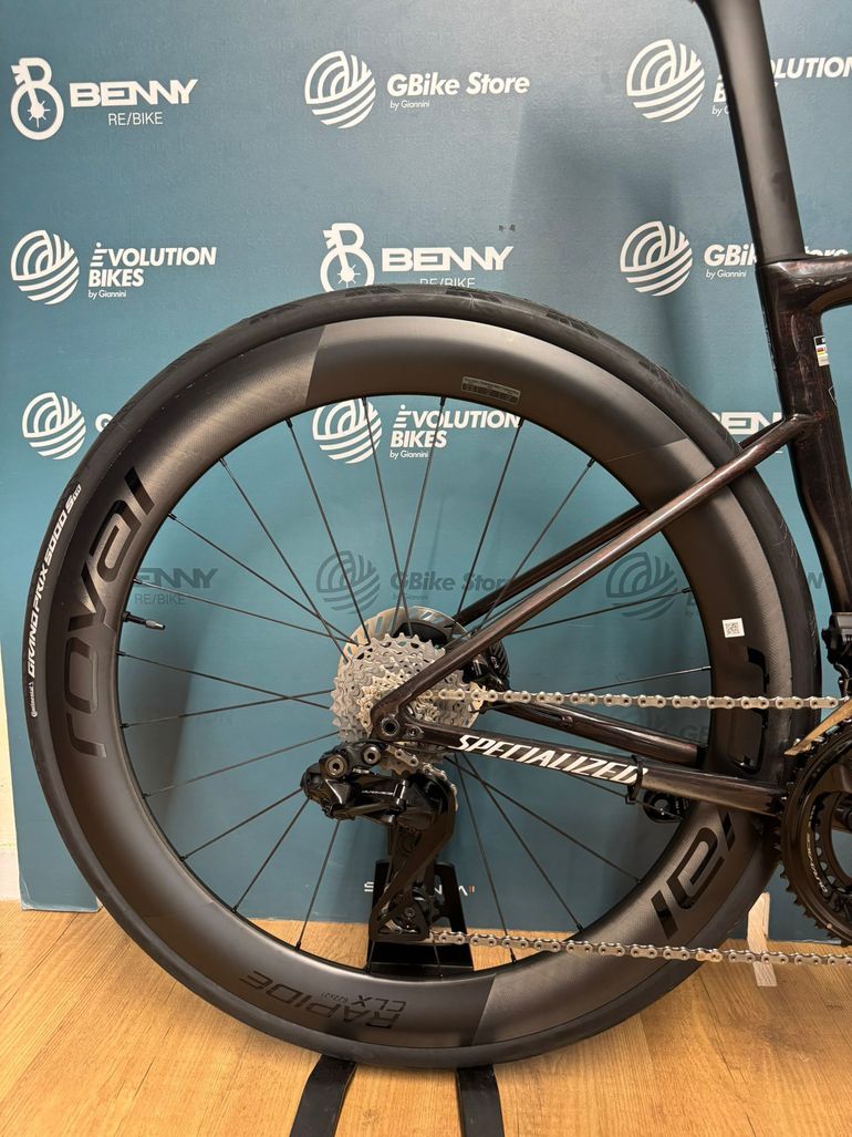 Used Specialized S-Works Tarmac SL8 - Shimano Dura-Ace Di2 2026 2026 Road & Gravel — image 2 of 18