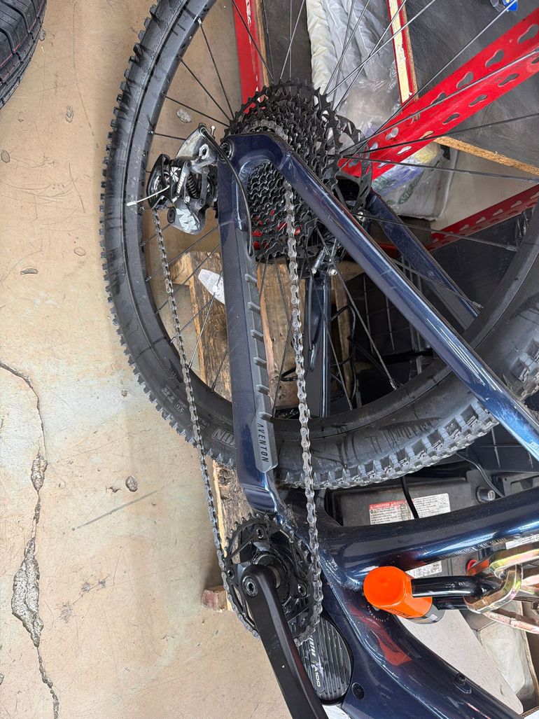 Used Aventon Ramblas SRAM NX Eagle 2026 Mountainbike, Blue — image 3 of 3