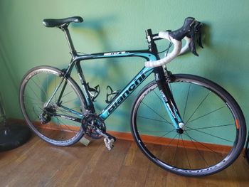 Used Bianchi Sempre Pro Ultegra 2013 2013 Road & Gravel, Black — image 9 of 10