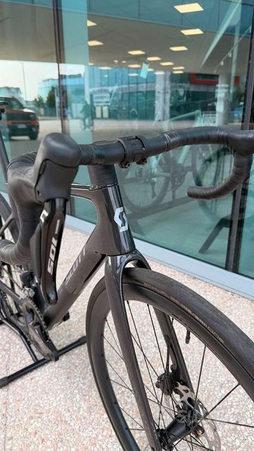 Gebrauchtes Scott Addict RC 30 2025 2026 Road & Gravel, Schwarz — Bild 8 von 16