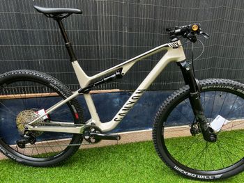 Canyon, LUX Shimano Deore