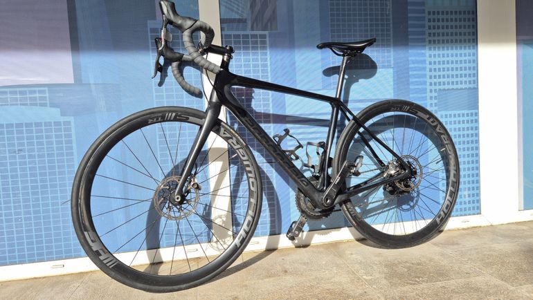Used Cannondale Synapse Hi MOD Disc RED eTap 2019 2019 Road & Gravel — image 3 of 16
