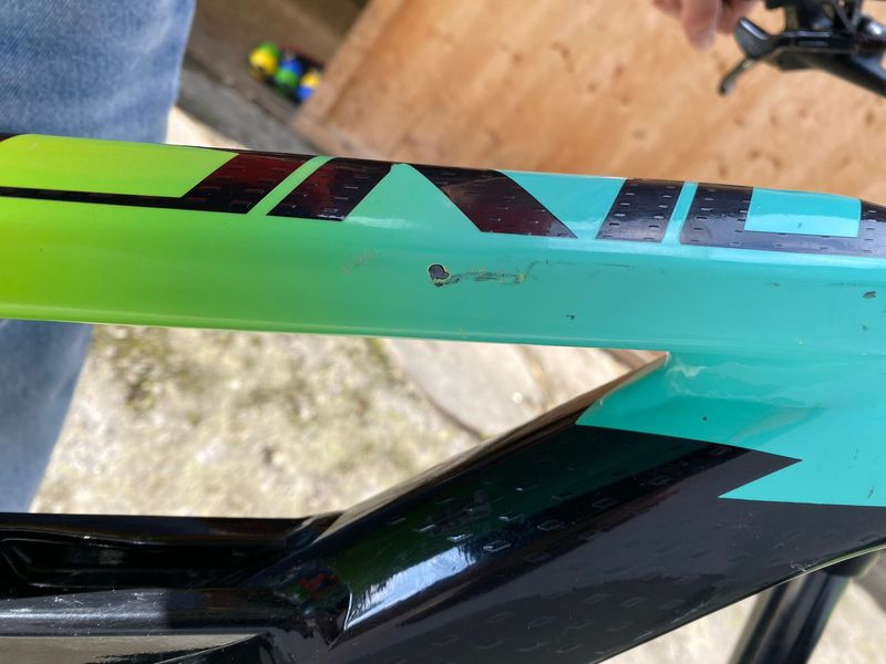 Używany Polygon SISKIU T7 2024 2024 Mountainbike — zdjęcie 4 z 13