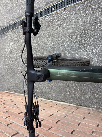 Used Scott Genius 910 2024 2024 Mountainbike, Black, 29 — image 3 of 22