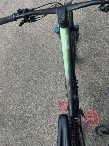 Used Scott Genius 910 2024 2024 Mountainbike, Black, 29 — image 18 of 22