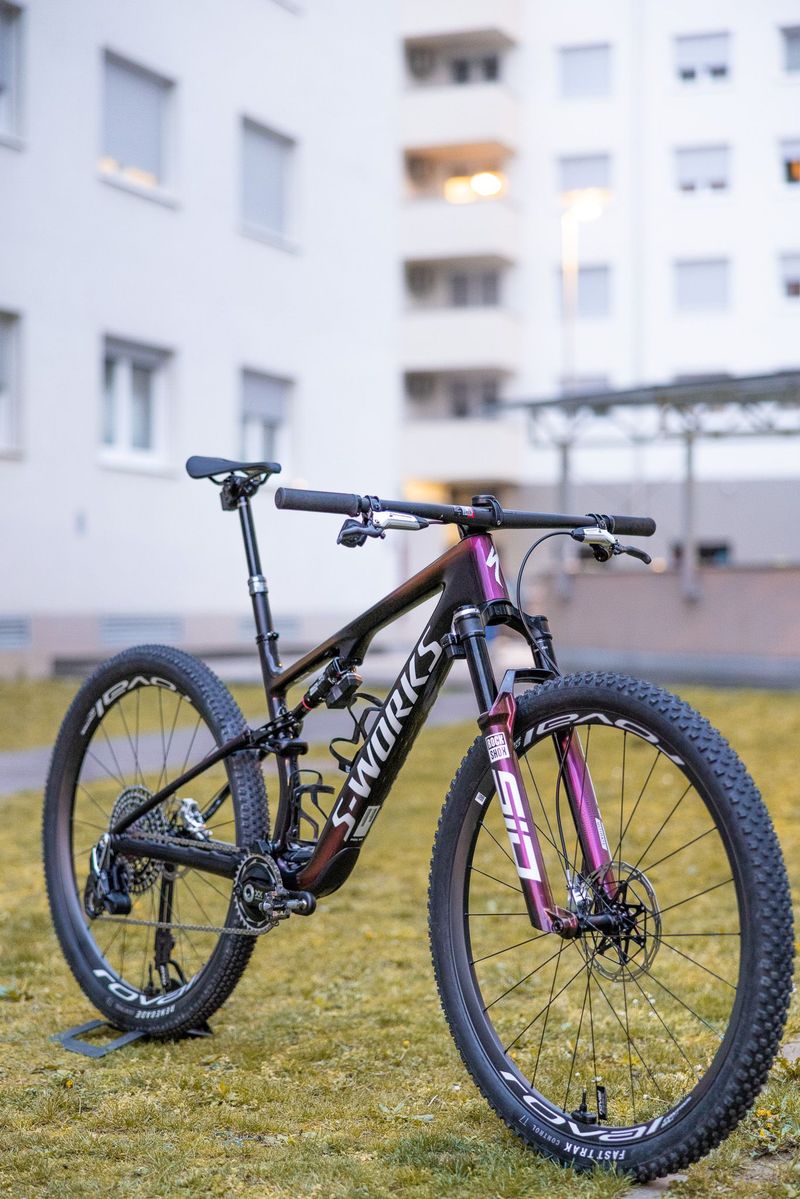 Specialized Epic Sram Eagle Transmission XX SL 2024 Mountainbike de segunda mano, Rojo — imagen 2 de 6