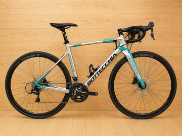 Bottecchia 8Avio Evo Shimano 105 2024 Road & Gravel usato