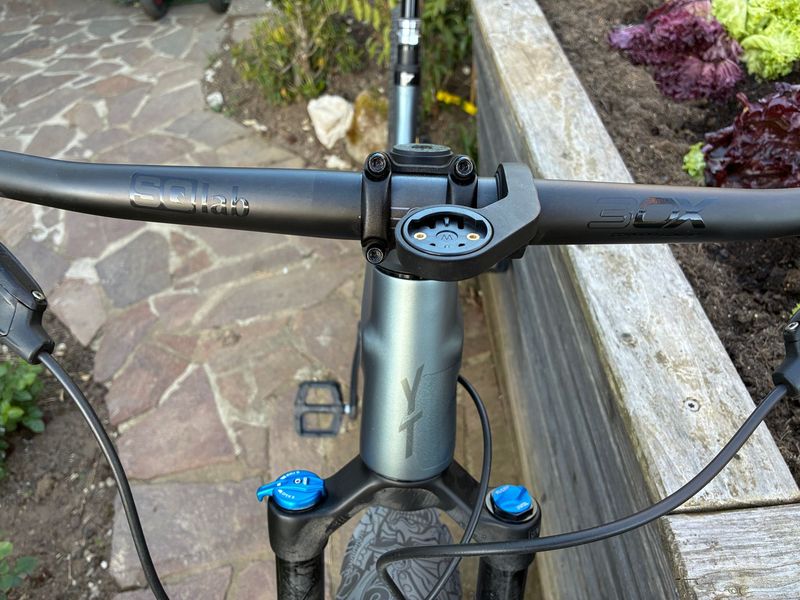 Tweedehands YT Industries Izzo SRAM GX Eagle AXS 2022 Mountainbike — afbeelding 8 van 12