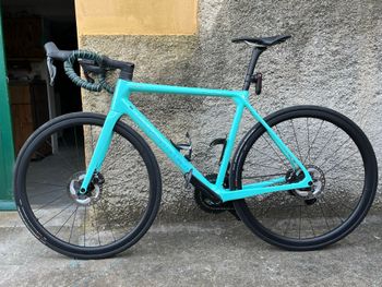 Bianchi, Specialissima Shimano Ultegra Di2