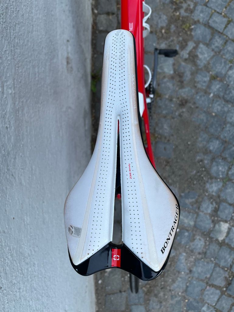 Used Trek Madone Race Shop Limited H1 2016 2016 Road & Gravel, Rot — image 19 of 25