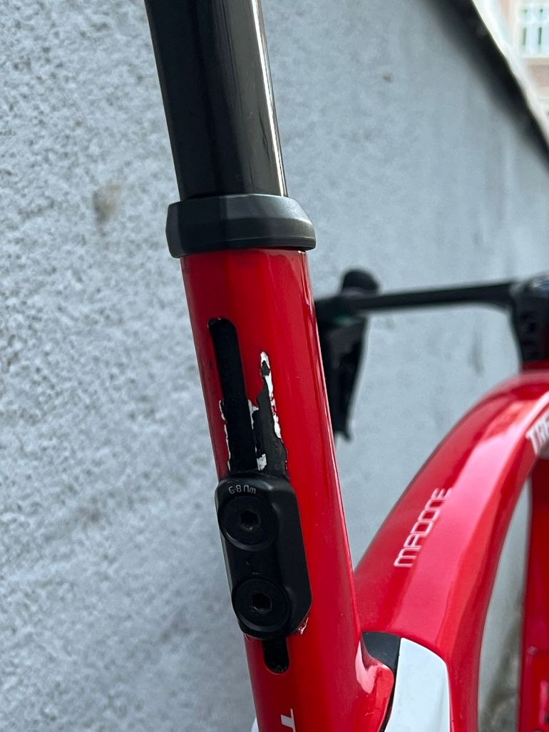 Used Trek Madone Race Shop Limited H1 2016 2016 Road & Gravel, Rot — image 20 of 25